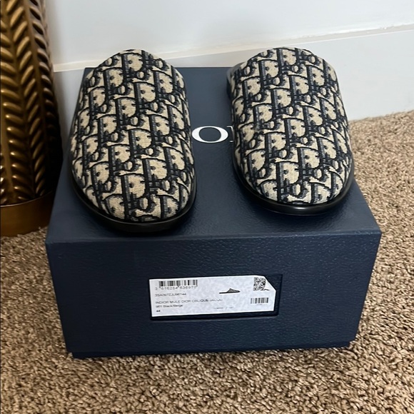 MEN Dior Monogram Slippers - Picture 1 of 6